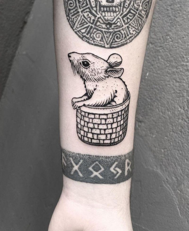 30 Pretty Rat Tattoos You Will Love