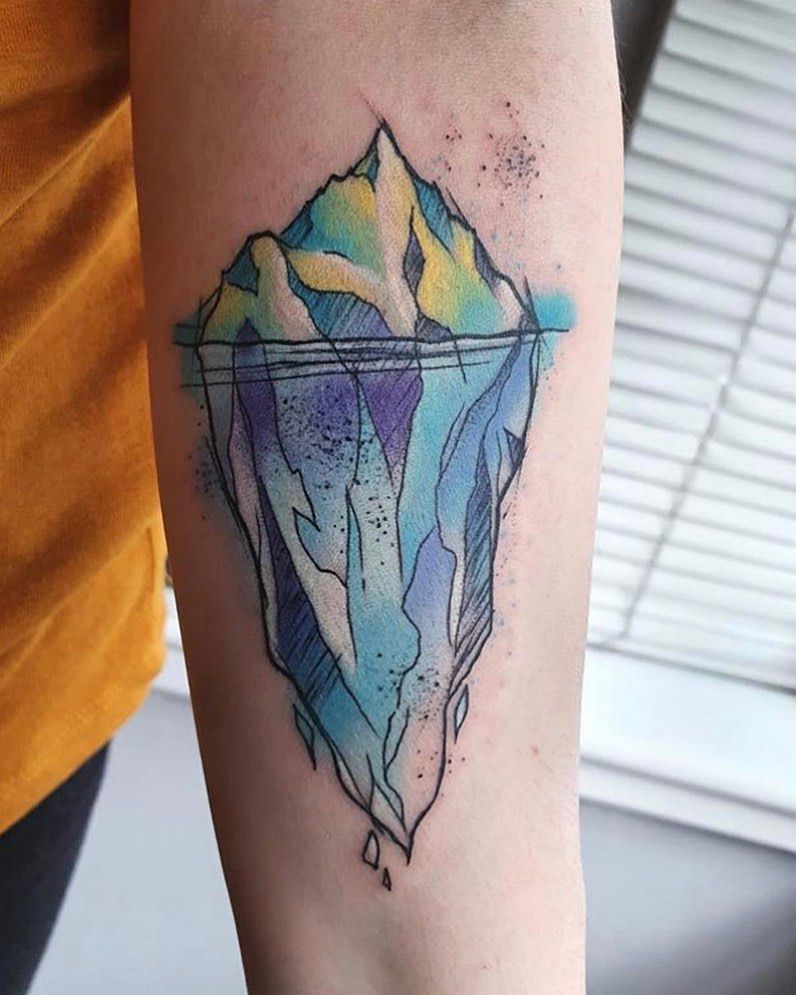 30 Pretty Iceberg Tattoos You Will Love