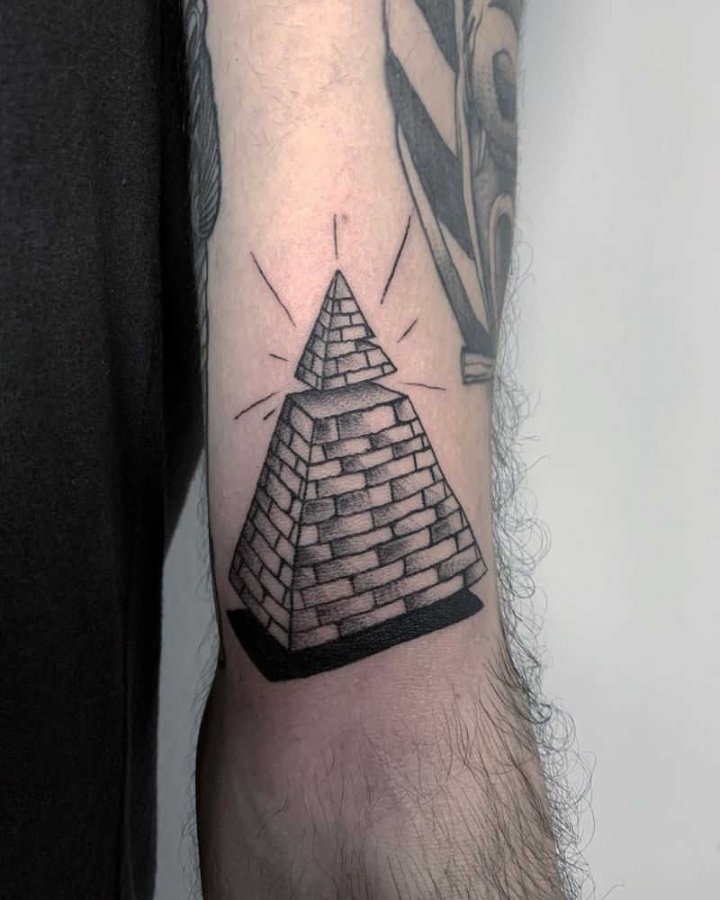 30 Pretty Pyramid Tattoos Add Mystery to You