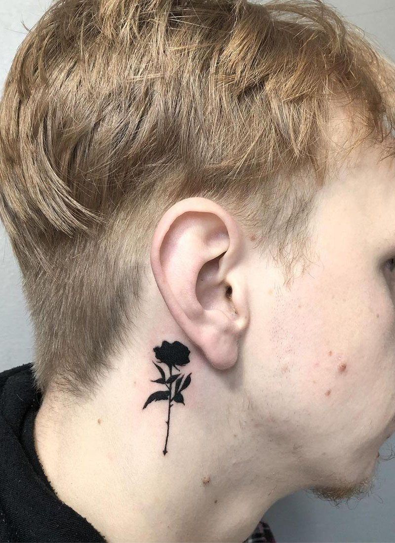 30 Pretty Black Rose Tattoos That Give You an Unexpected Feeling