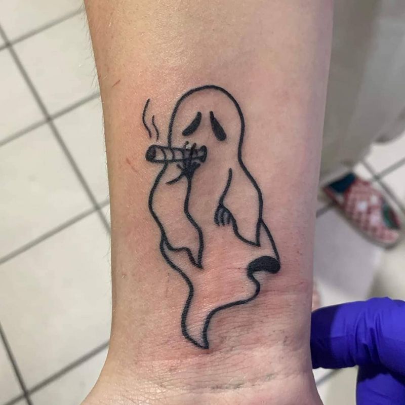 30 Pretty Ghost Tattoos to Inspire You