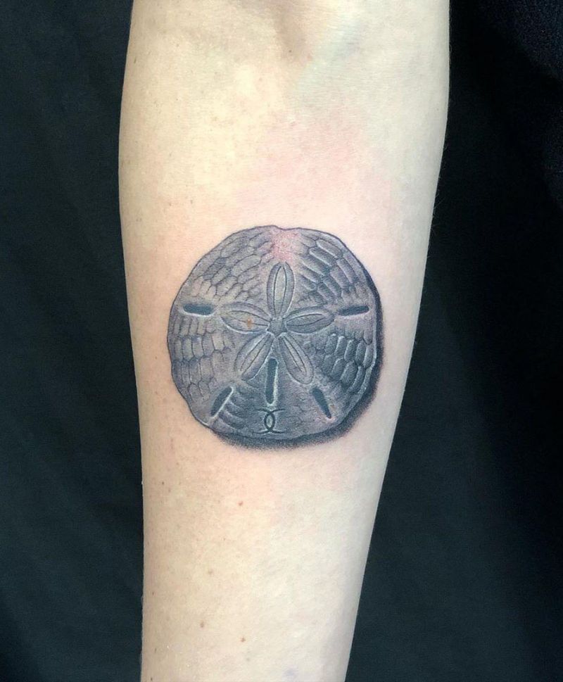 30 Pretty Sand Dollar Tattoos to Inspire You