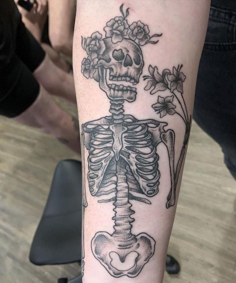 30 Pretty Skeleton Tattoos That You Can't Miss