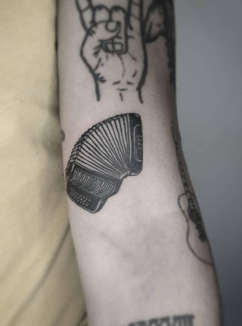 30 Pretty Accordion Tattoos that Can Enhance Your Temperament