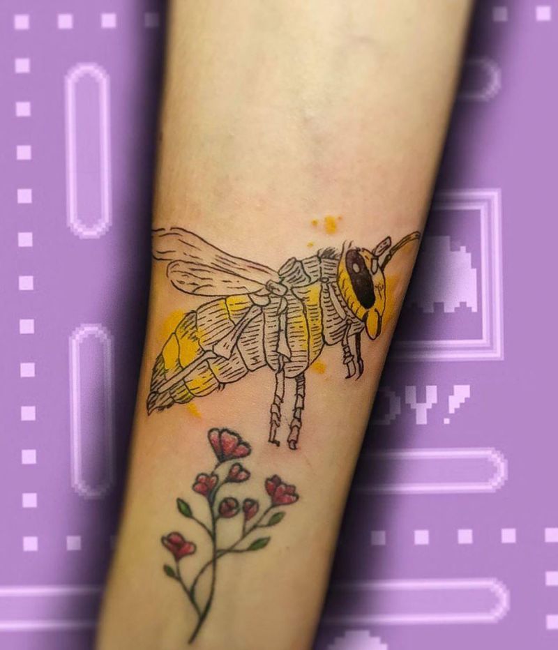 30 Pretty Wasp Tattoos to Inspire You