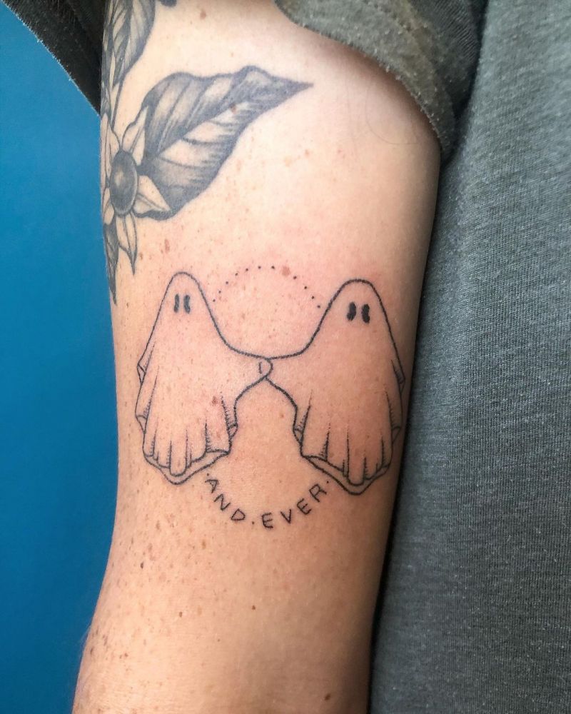 30 Pretty Ghost Tattoos to Inspire You