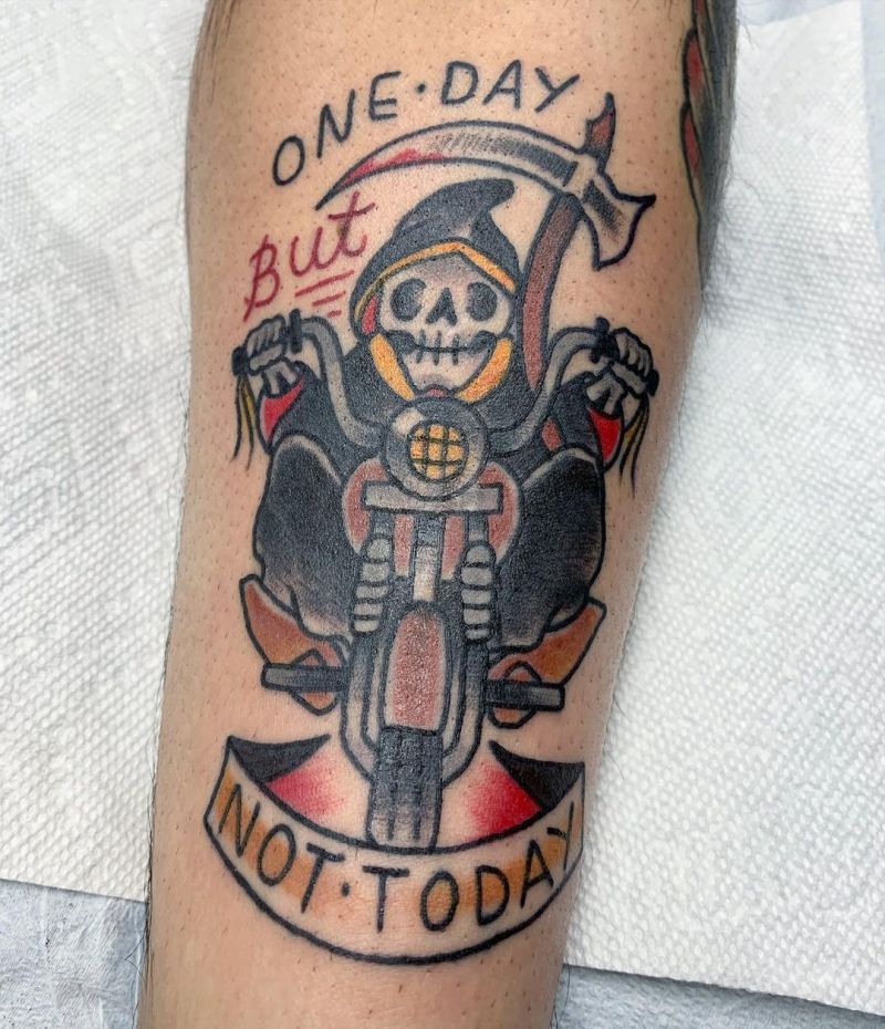 30 Pretty Motorcycle Tattoos You Will Love to Try