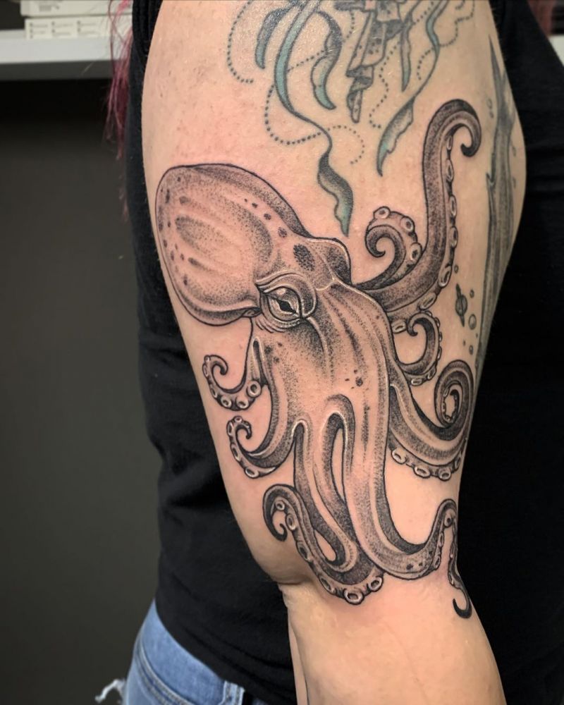 30 Pretty Squid Tattoos that Make You Sexy