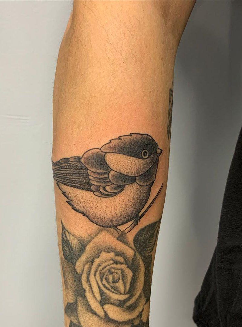 30 Pretty Chickadee Tattoos You Will Love