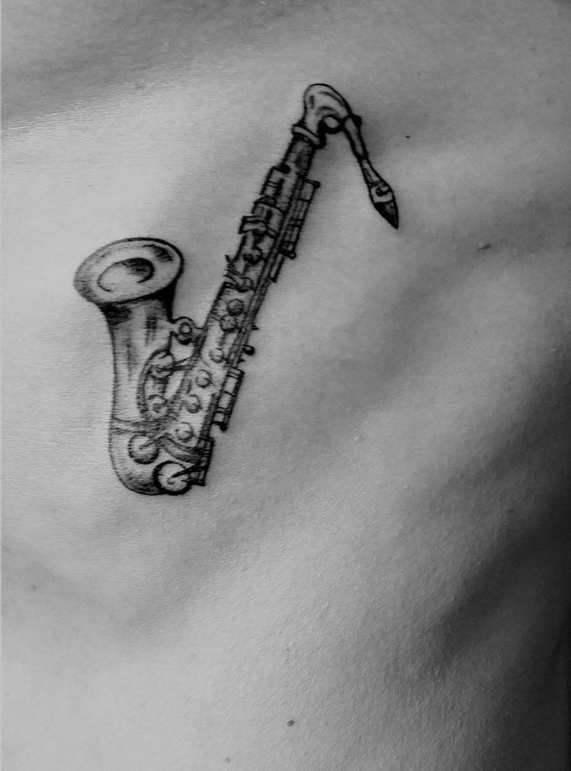 30 Pretty Saxophone Tattoos Show Your Temperament