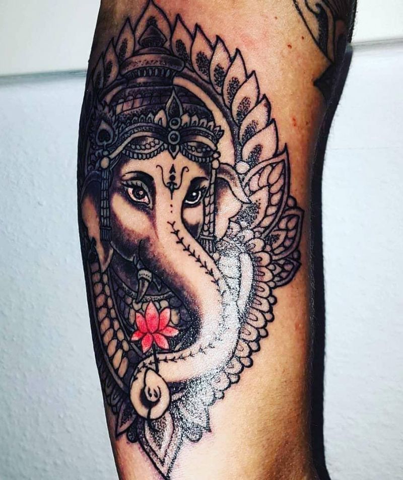 30 Pretty Ganesha Tattoos Make You Charming