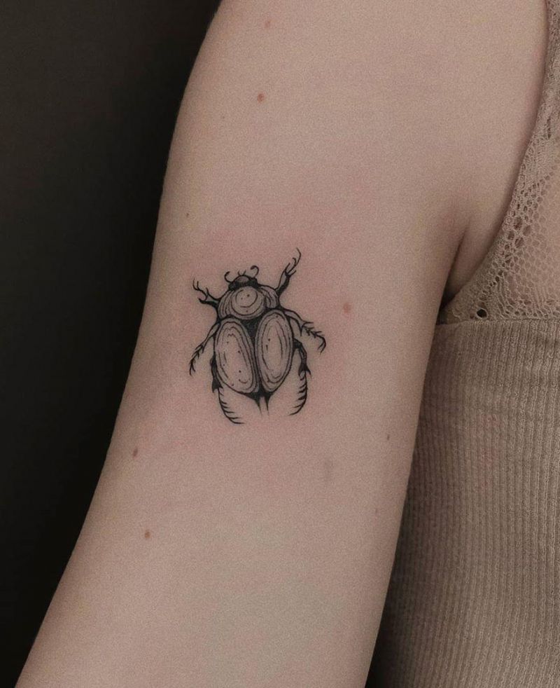 30 Pretty Insect Tattoos That Make You More Attractive