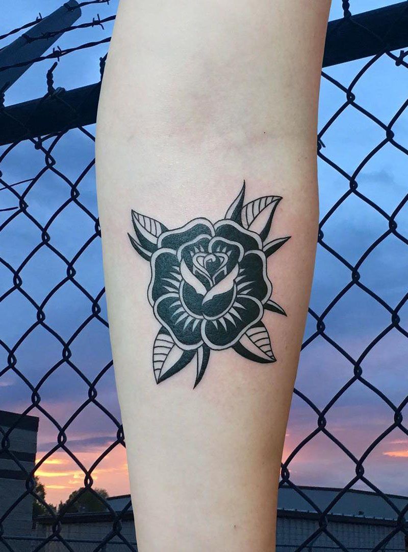 30 Pretty Black Rose Tattoos That Give You an Unexpected Feeling