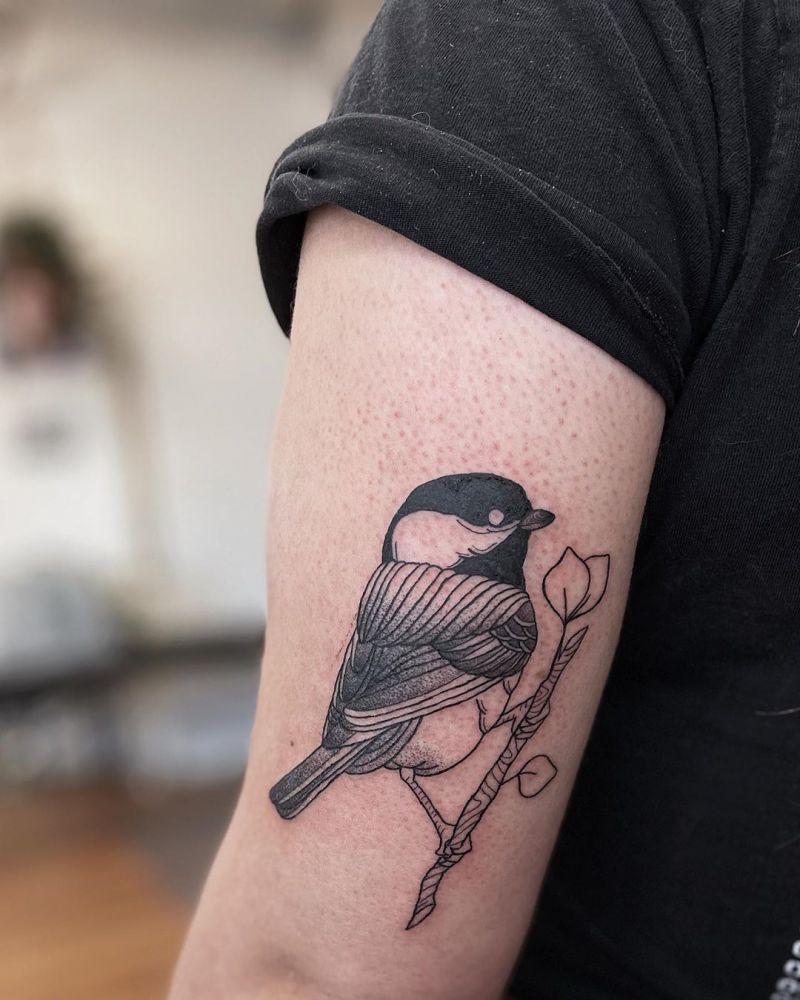 30 Pretty Chickadee Tattoos You Will Love