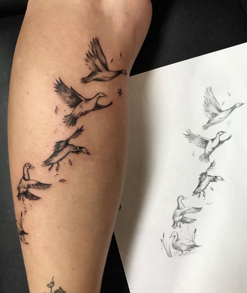 30 Pretty Duck Tattoos Improve Your Temperament