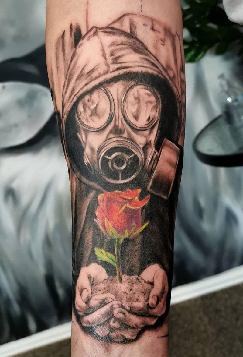 30 Pretty Gas Mask Tattoos You Will Love