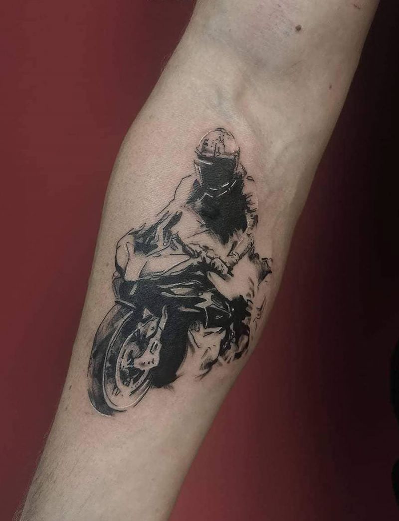 30 Pretty Motorcycle Tattoos You Will Love to Try