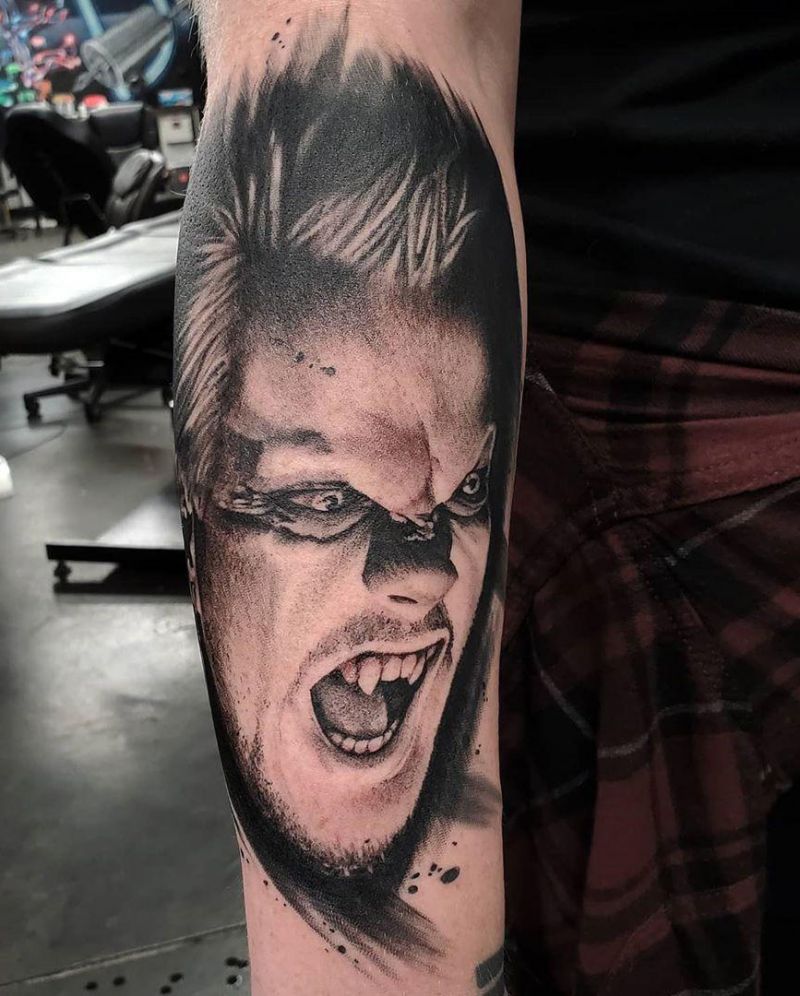 30 Pretty Vampire Tattoos to Inspire You