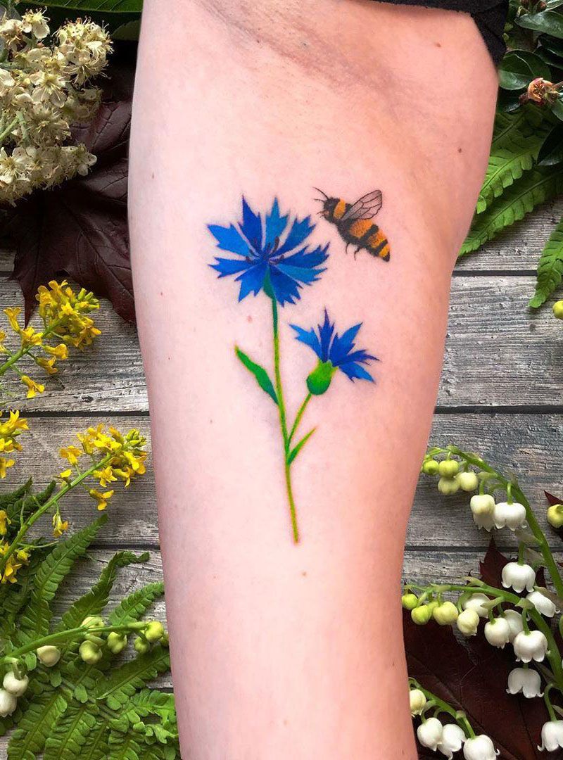 30 Pretty Cornflower Tattoos to Inspire You