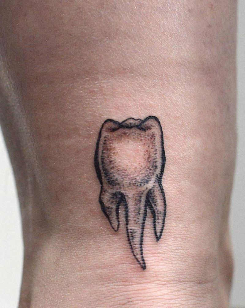 30 Pretty Tooth Tattoos to Inspire You