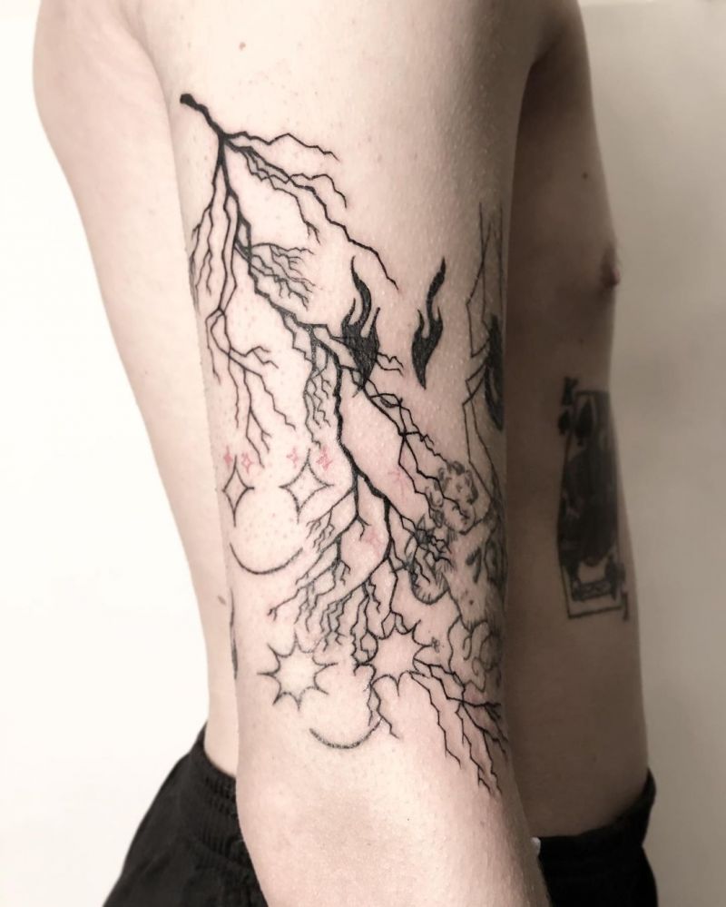 30 Pretty Lightning Tattoos You Will Love