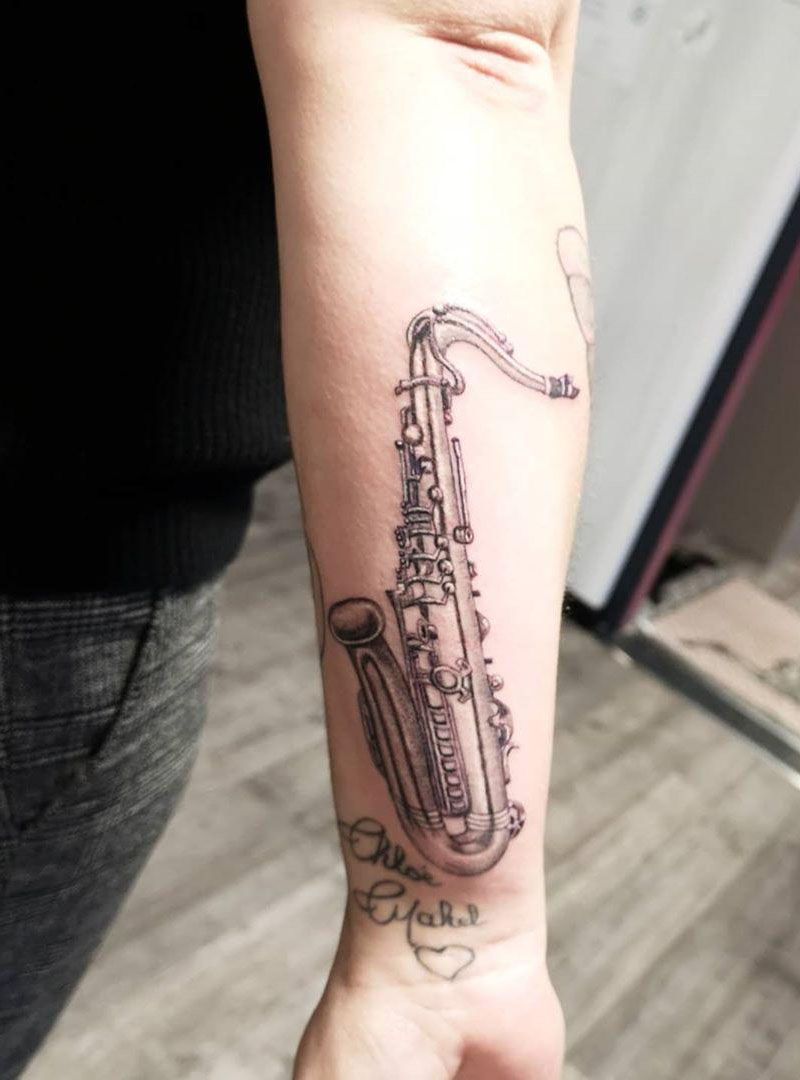 30 Pretty Saxophone Tattoos Show Your Temperament