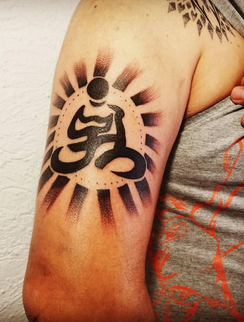 30 Pretty Tribal Tattoos to Inspire You