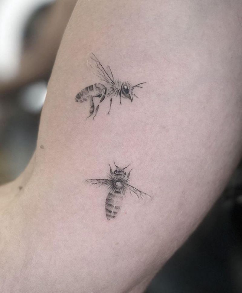 30 Pretty Wasp Tattoos to Inspire You