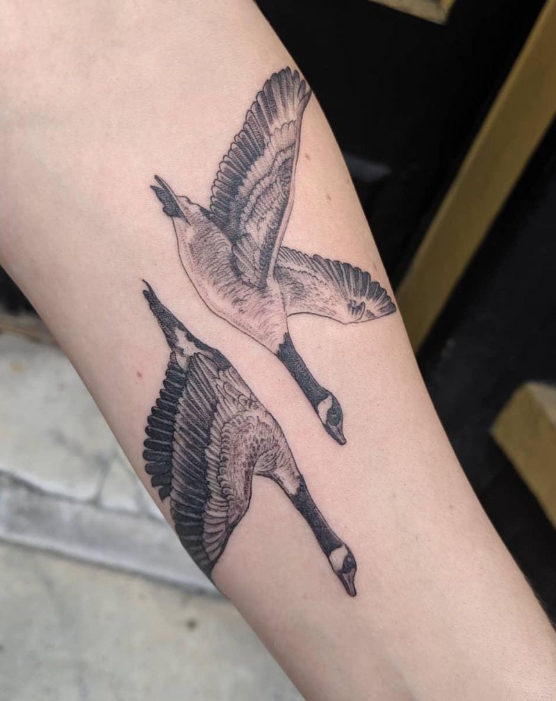 30 Pretty Goose Tattoos Make You Elegant and Beautiful