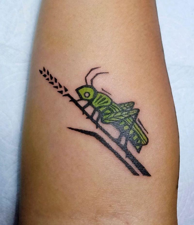 30 Pretty Grasshopper Tattoos You Must Try