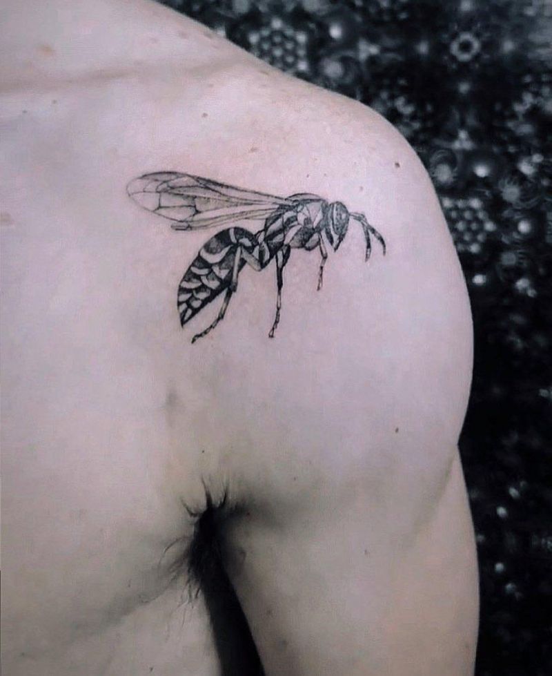 30 Pretty Wasp Tattoos to Inspire You