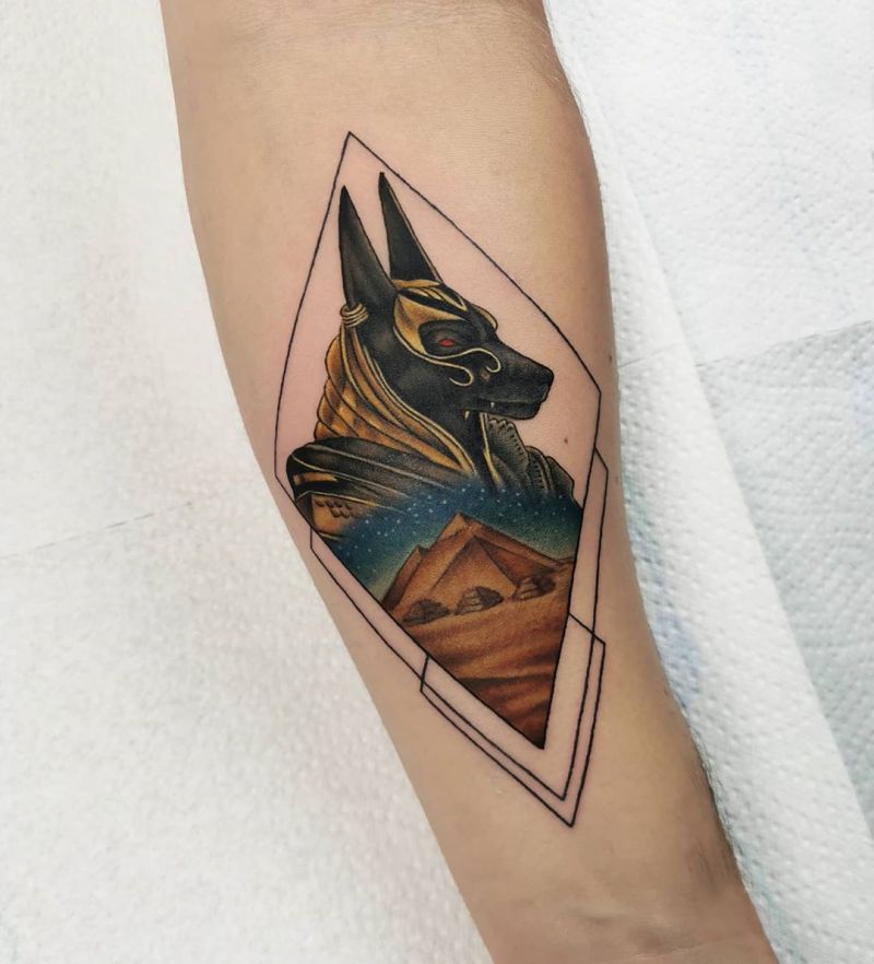 30 Pretty Pyramid Tattoos Add Mystery to You