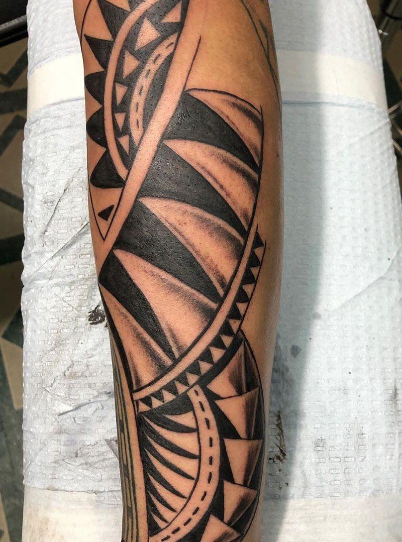 30 Pretty Tribal Tattoos to Inspire You