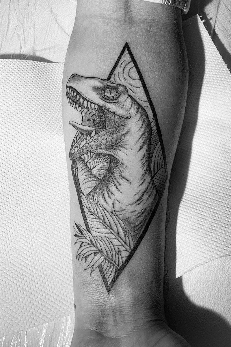 30 Pretty Dinosaur Tattoos to Inspire You