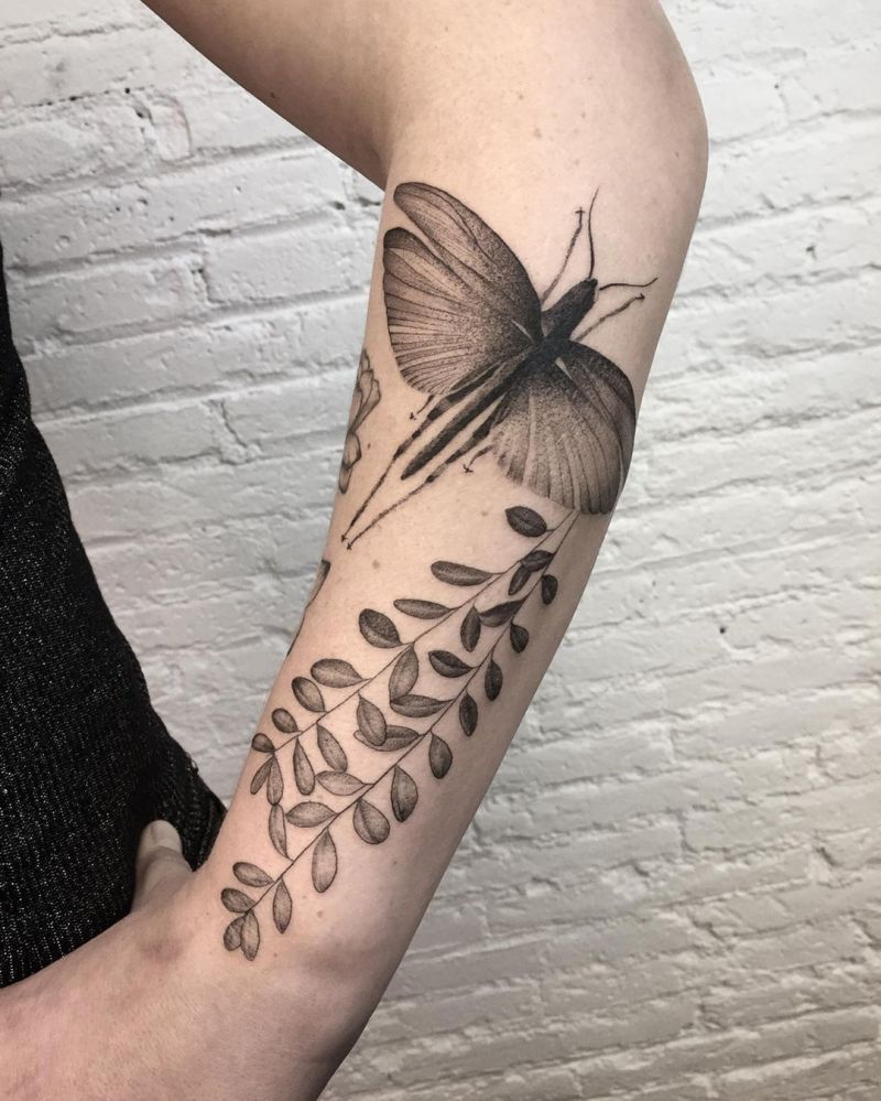 30 Pretty Grasshopper Tattoos You Must Try