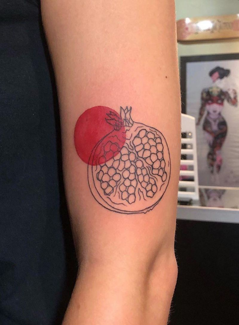 30 Pretty Pomegranate Tattoos Enhance Your Personality