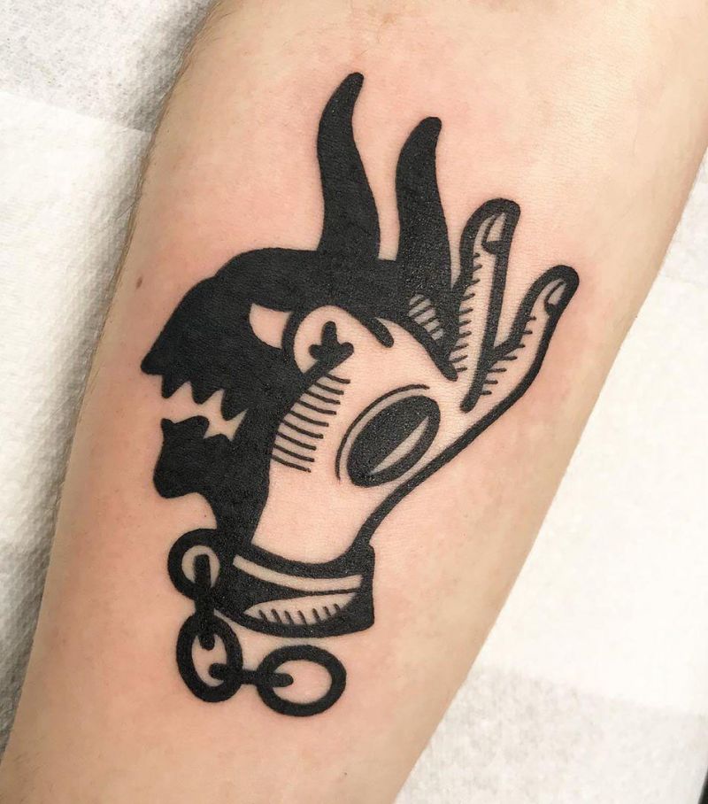 30 Pretty Shadow Tattoos You Must Try