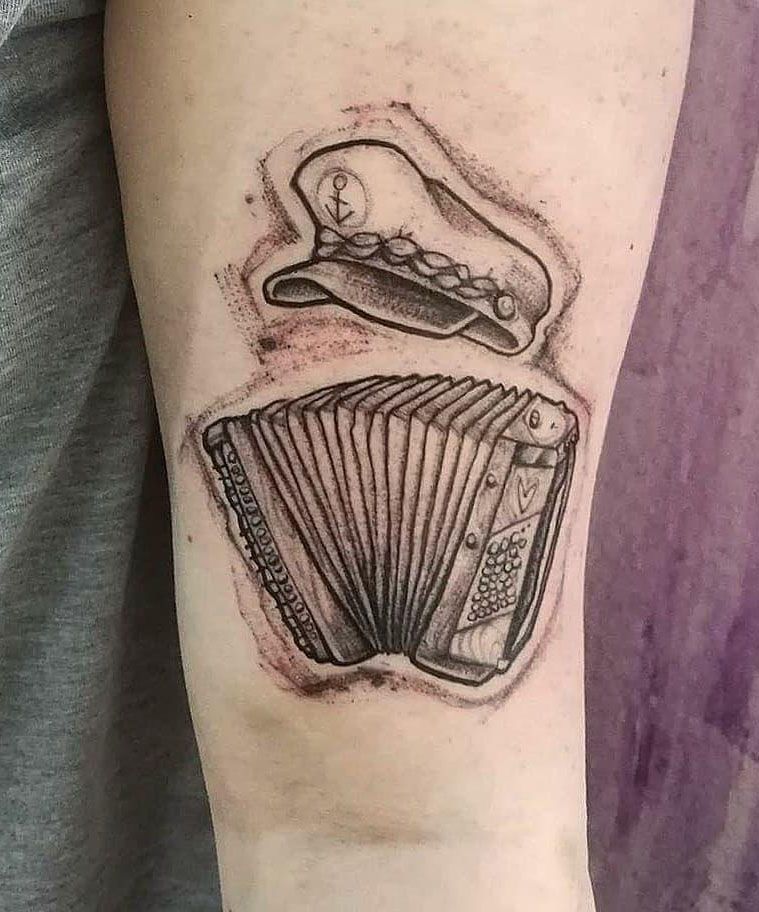 30 Pretty Accordion Tattoos that Can Enhance Your Temperament