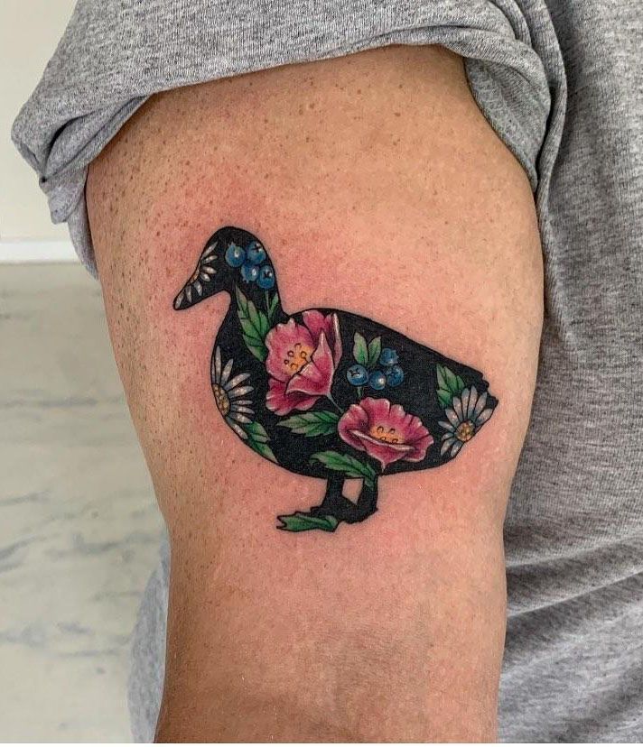 30 Pretty Duck Tattoos Improve Your Temperament