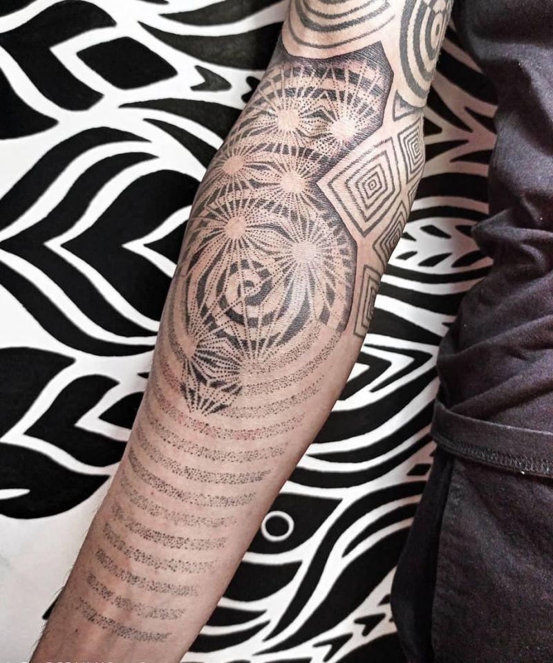 30 Pretty Spiral Tattoos You Will Love