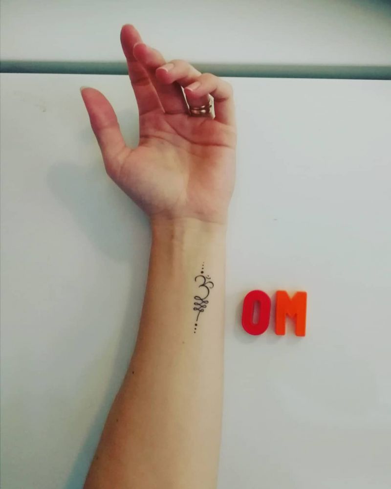 30 Pretty AUM Tattoos to Inspire You