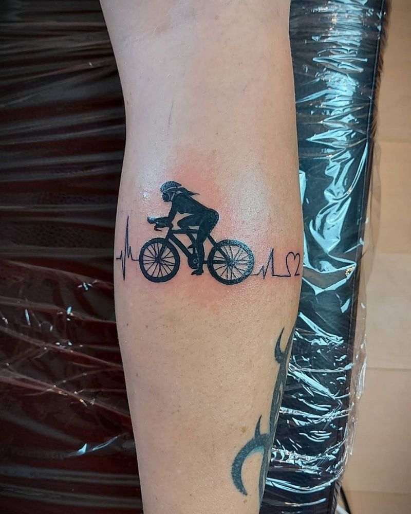 30 Pretty Biker Tattoos You Will Love
