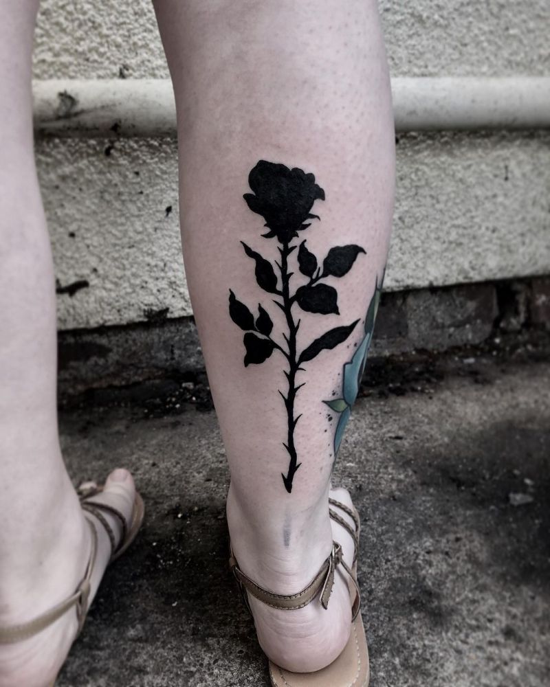 30 Pretty Black Rose Tattoos That Give You an Unexpected Feeling