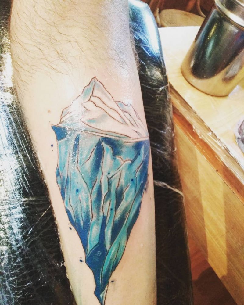 30 Pretty Iceberg Tattoos You Will Love