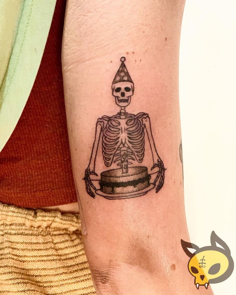 30 Pretty Skeleton Tattoos That You Can't Miss