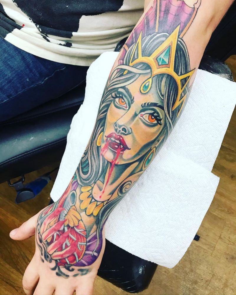 30 Pretty Vampire Tattoos to Inspire You