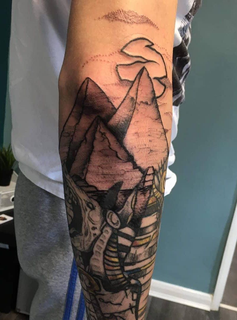 30 Pretty Pyramid Tattoos Add Mystery to You