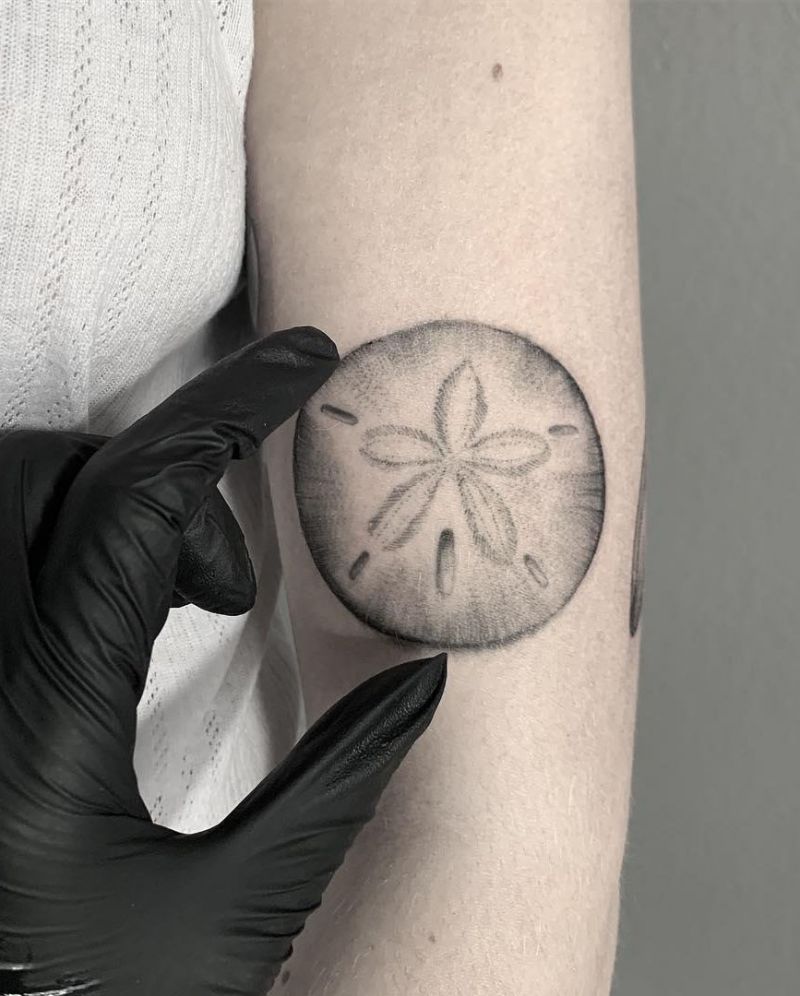 30 Pretty Sand Dollar Tattoos to Inspire You