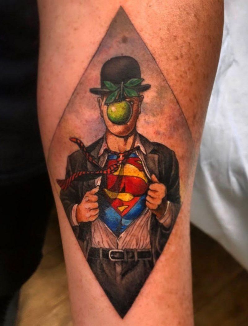 30 Pretty Superman Tattoos that Can Enhance Your Temperament