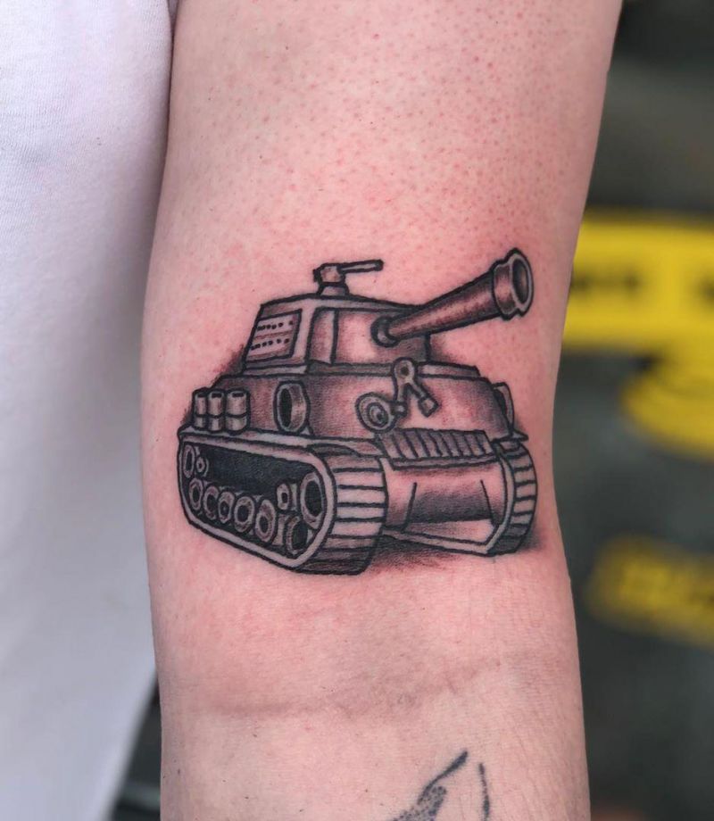 30 Pretty Tank Tattoos You Will Love